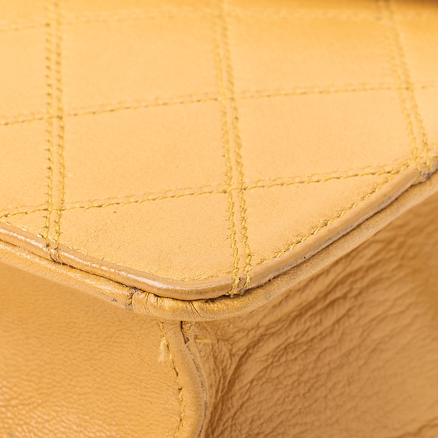 CHANEL Shoulder Bag, V-Flap Push Lock, Chain Shoulder, Lambskin, Yellow, Gold-Tone Hardware, Pre-Owned - Vintage La Charme