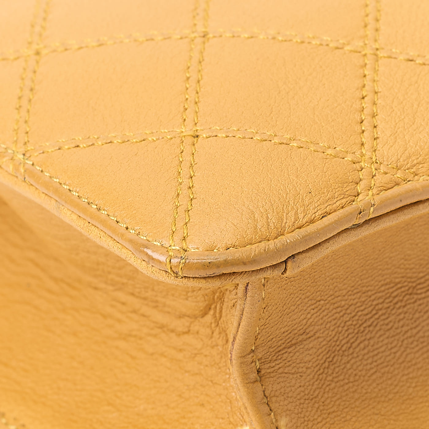 CHANEL Shoulder Bag, V-Flap Push Lock, Chain Shoulder, Lambskin, Yellow, Gold-Tone Hardware, Pre-Owned - Vintage La Charme