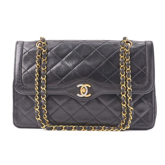 CHANEL Shoulder Bag, Matelasse, Chain Shoulder, Lambskin, Black, Silver-Tone Hardware, Pre-Owned - Vintage La Charme