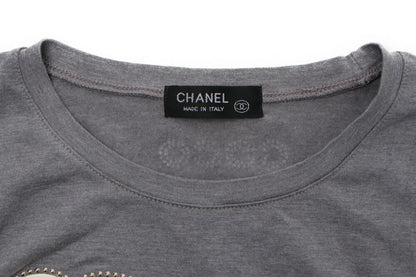 CHANEL T-Shirt Short Sleeve Cut-and-Sew Gray Gold-Tone Hardware Pre-Owned - Vintage La Charme