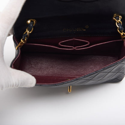 CHANEL Shoulder Bag Matelasse Full Flap Turn Lock Chain Shoulder Lambskin Black Gold-Tone Hardware Pre-Owned - Vintage La Charme