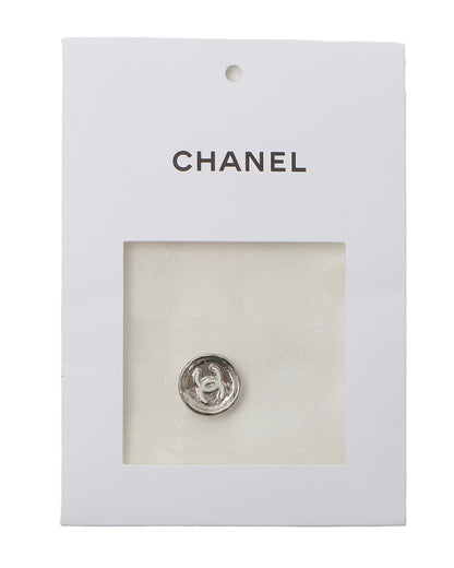 CHANEL Blouse, Long Sleeve, Leopard Ribbon, Silk, Ivory, Gold-Tone Hardware, Pre-Owned - Vintage La Charme
