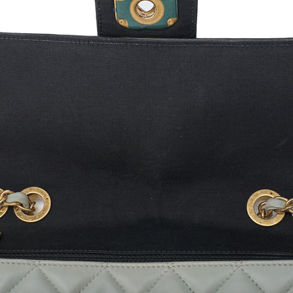 CHANEL Shoulder Bag, Matelasse Design, Chain Shoulder, Lambskin, Black, Gold-Tone Hardware, Pre-Owned - Vintage La Charme