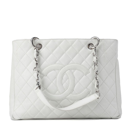 CHANEL Shoulder Bag Matelasse Caviar Skin White Silver-Tone Hardware Pre-Owned