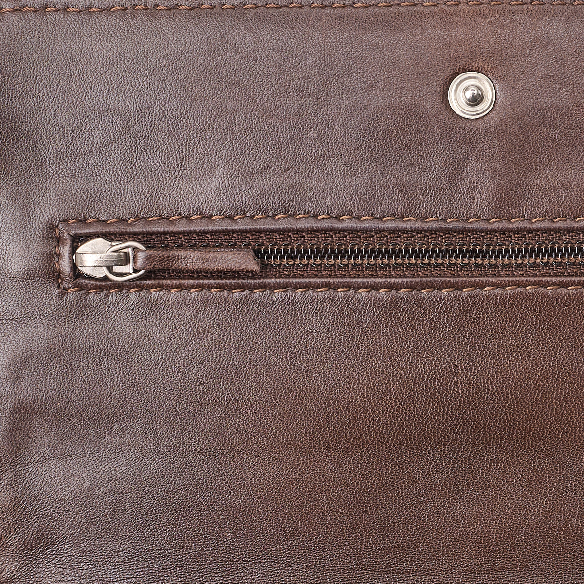 CHANEL Shoulder Bag Mini Travel Chain Wallet Lambskin Canvas Brown Silver-Tone Hardware Pre-Owned - Vintage La Charme