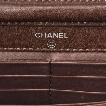 CHANEL Shoulder Bag Mini Travel Chain Wallet Lambskin Canvas Brown Silver-Tone Hardware Pre-Owned - Vintage La Charme