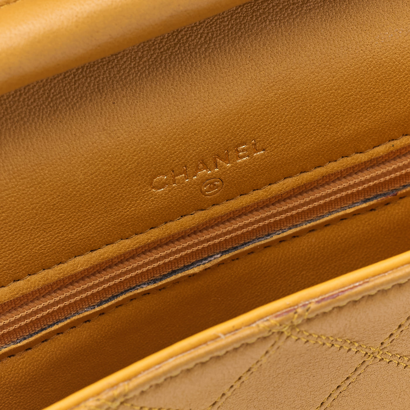 CHANEL Shoulder Bag, V-Flap Push Lock, Chain Shoulder, Lambskin, Yellow, Gold-Tone Hardware, Pre-Owned - Vintage La Charme
