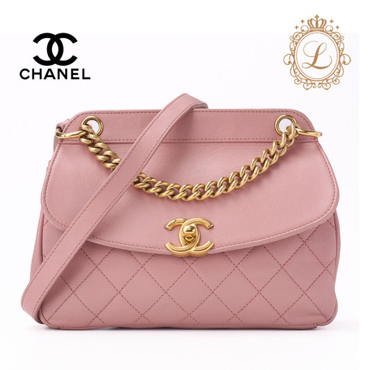 CHANEL Mini Shoulder Bag Matelasse Round Flap Chain Shoulder Lambskin Pink Gold-Tone Hardware Pre-Owned - Vintage La Charme