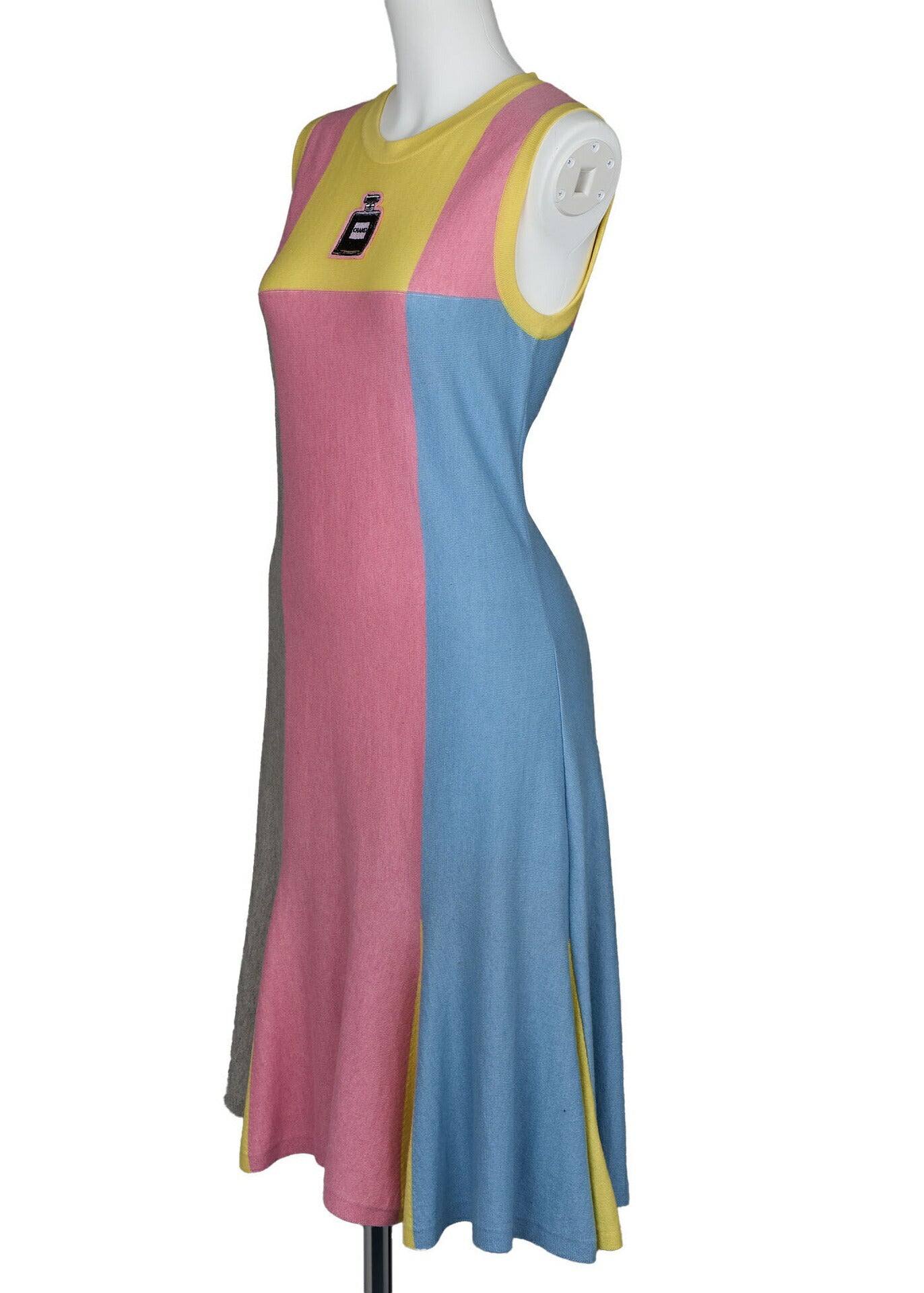 CHANEL One Piece Top Skirt, Logo Patch, Cotton Cashmere Blend, Multicolor, Gold-Tone Hardware, Pre-Owned - Vintage La Charme