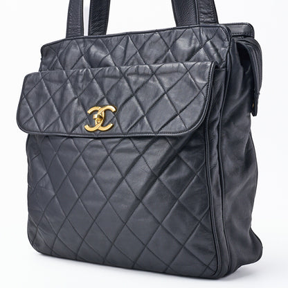 CHANEL Shoulder Bag Matelasse Outside Flap Lambskin Navy Gold-Tone Hardware Pre-Owned - Vintage La Charme