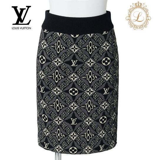 Louis Vuitton Knit Skirt, Monogram Jacquard, Wool Blend, Black, Silver-Tone Hardware, Pre-Owned - Vintage La Charme