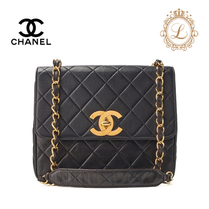 CHANEL Shoulder Bag, Matelasse, Chain Shoulder, Lambskin, Black, Gold-Tone Hardware, Pre-Owned - Vintage La Charme
