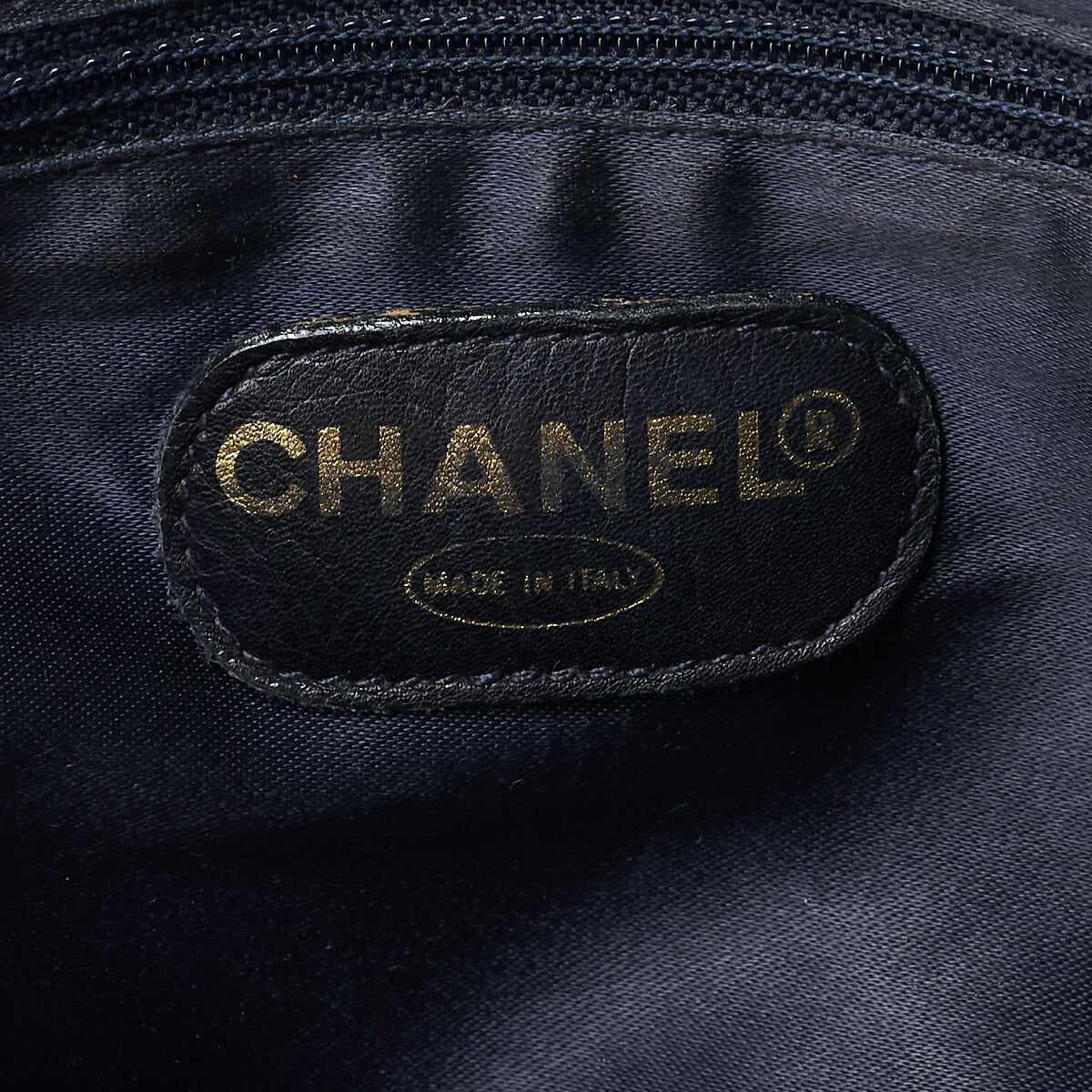 CHANEL Shoulder Bag Matelasse Outside Flap Lambskin Navy Gold-Tone Hardware Pre-Owned - Vintage La Charme