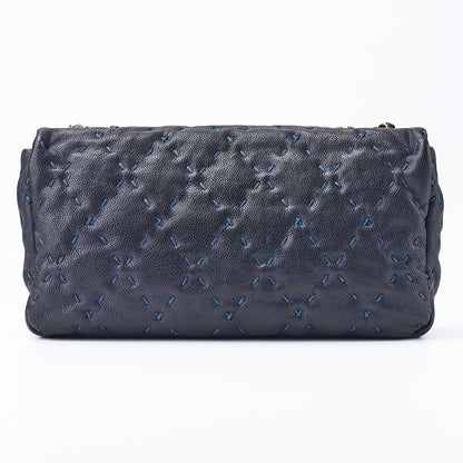 CHANEL Shoulder Bag Mini Wild Stitch Matelasse Caviar Skin Navy Gold-Tone Hardware Pre-Owned - Vintage La Charme