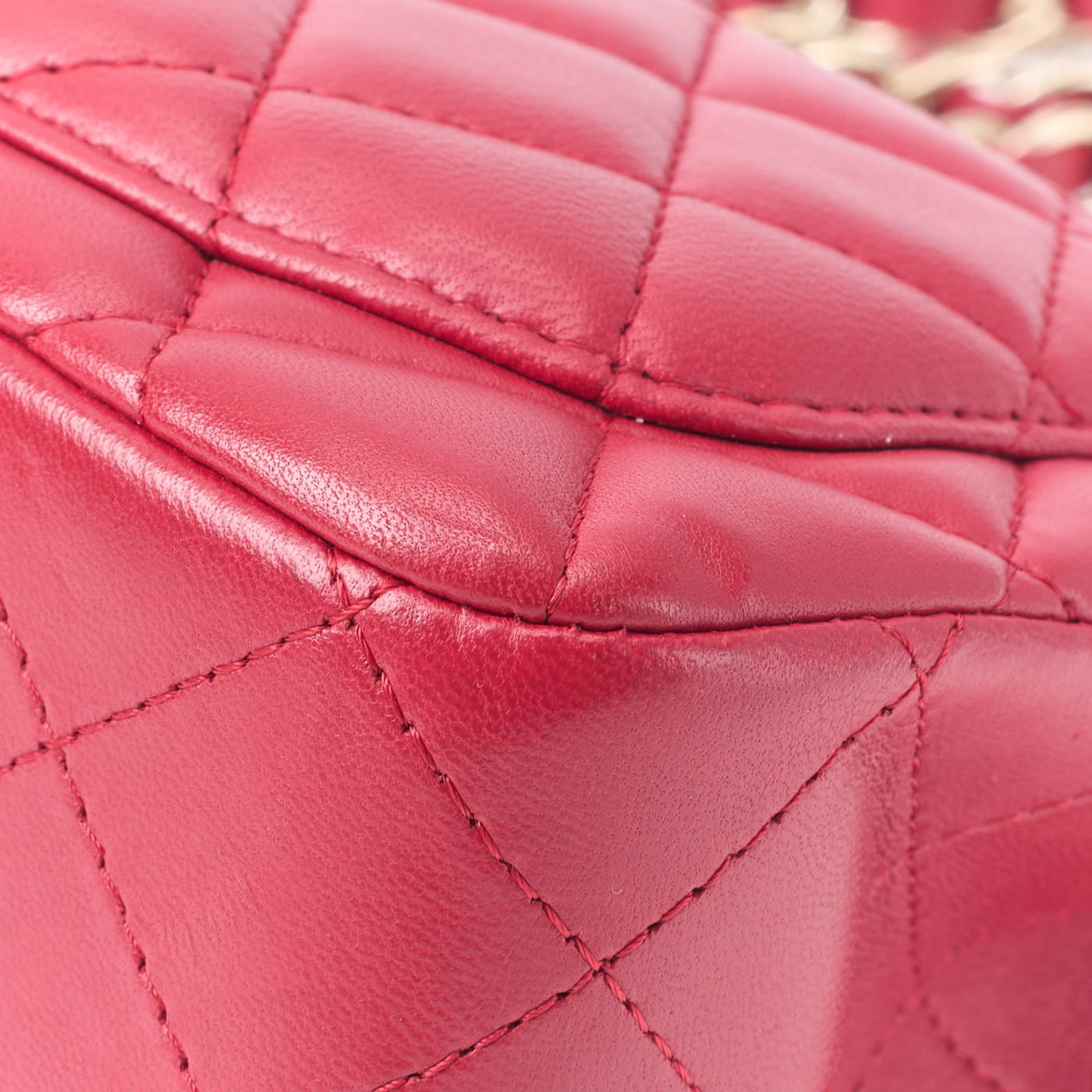 CHANEL Mini Shoulder Bag, Matelasse, Turn Lock, Lambskin, Red, Gold-Tone Hardware, Pre-Owned - Vintage La Charme