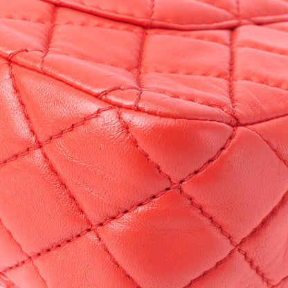 CHANEL Shoulder Bag Matelasse Turn Lock Double Flap Lambskin Red Gold-Tone Hardware Pre-Owned - Vintage La Charme